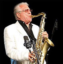 Pedro Iturralde, saxofonista