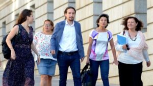 Pablo Iglesias llegando al Congreso