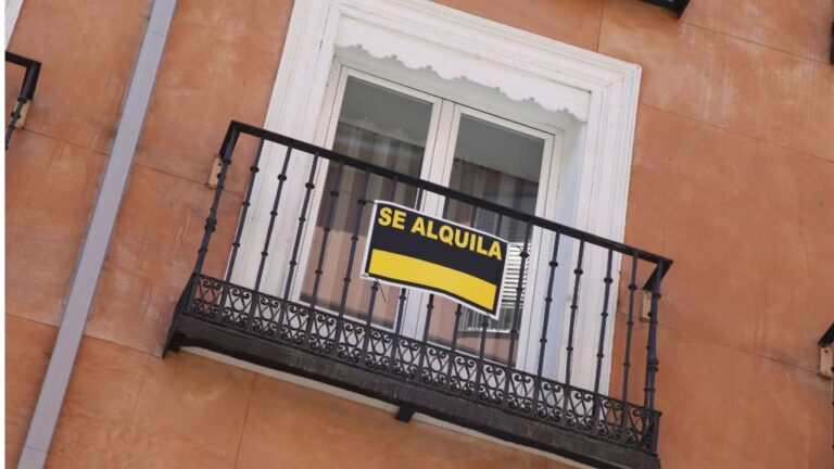 Se alquila vivienda alquiler