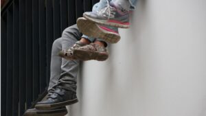 Jóvenes estudiantes adolescentes