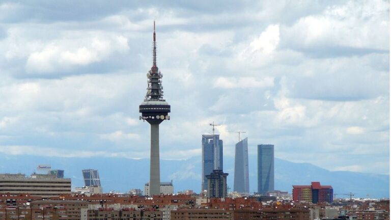 Torre Espana pirulí tve tv rtve