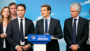 Pablo Casado, Adolfo Suárez y Teodoro García Egea