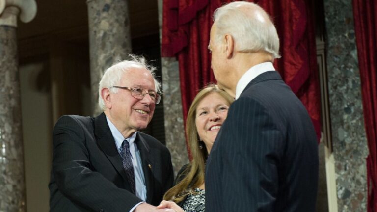 Bernie Sanders y Joe Biden