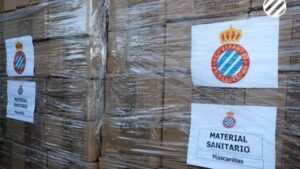 Envío de 6.000 mascarillas del RCD Espanyol a centros hospitalarios