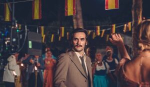 Óscar Aibar dirige 'El sustituto', un filme que avisa de "revisitaciones interesadas de la historia de la ultraderecha" - TORNASOL